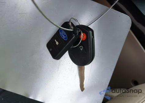 2011 Ford Escape Limited из США, поврежденный, VIN 1FMCU9EG2BKC52217